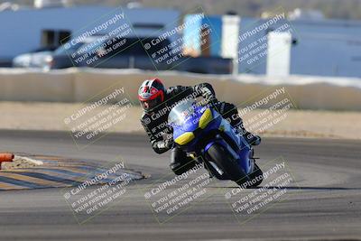 media/Dec-18-2022-SoCal Trackdays (Sun) [[8099a50955]]/Turn 2 (950am)/